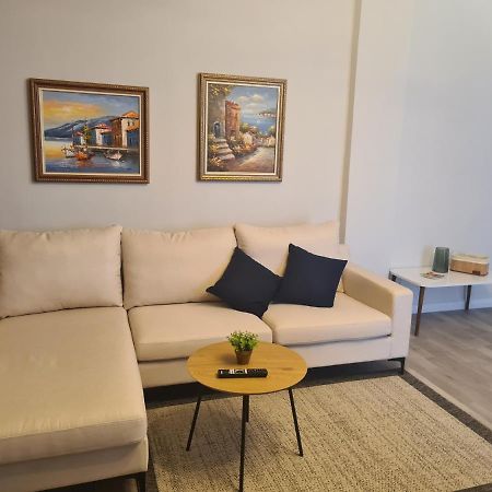 Old Beach Apartment Vlora Экстерьер фото