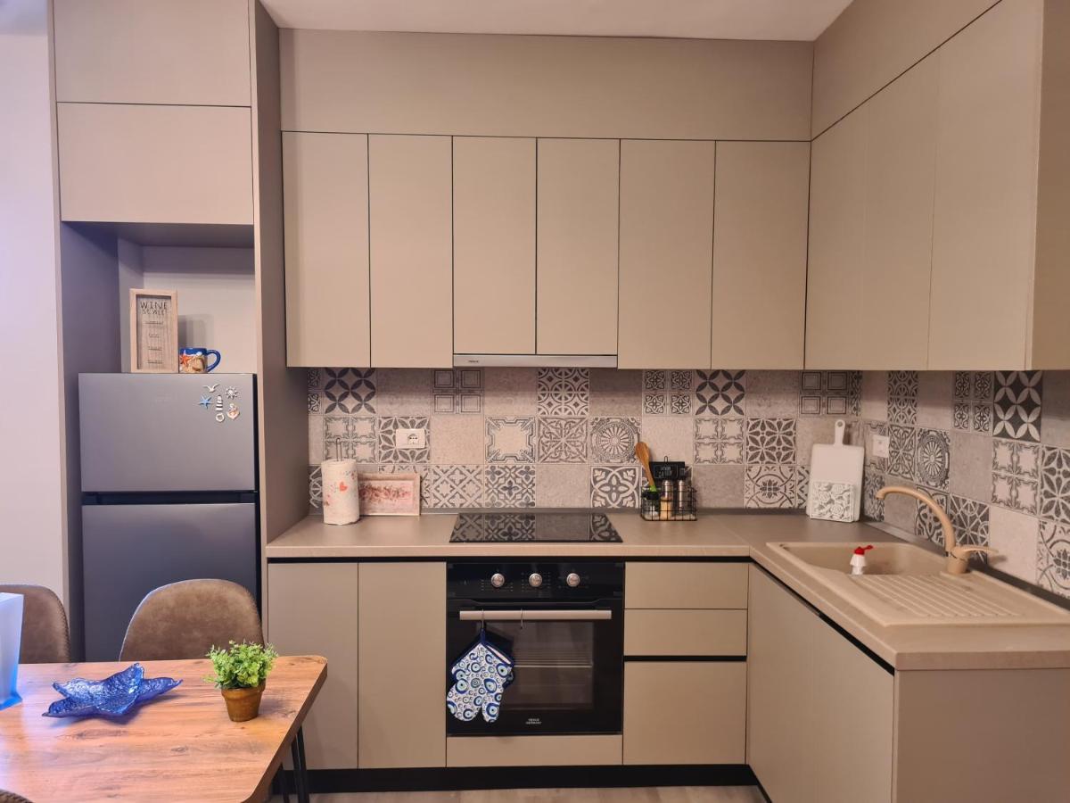 Old Beach Apartment Vlora Экстерьер фото