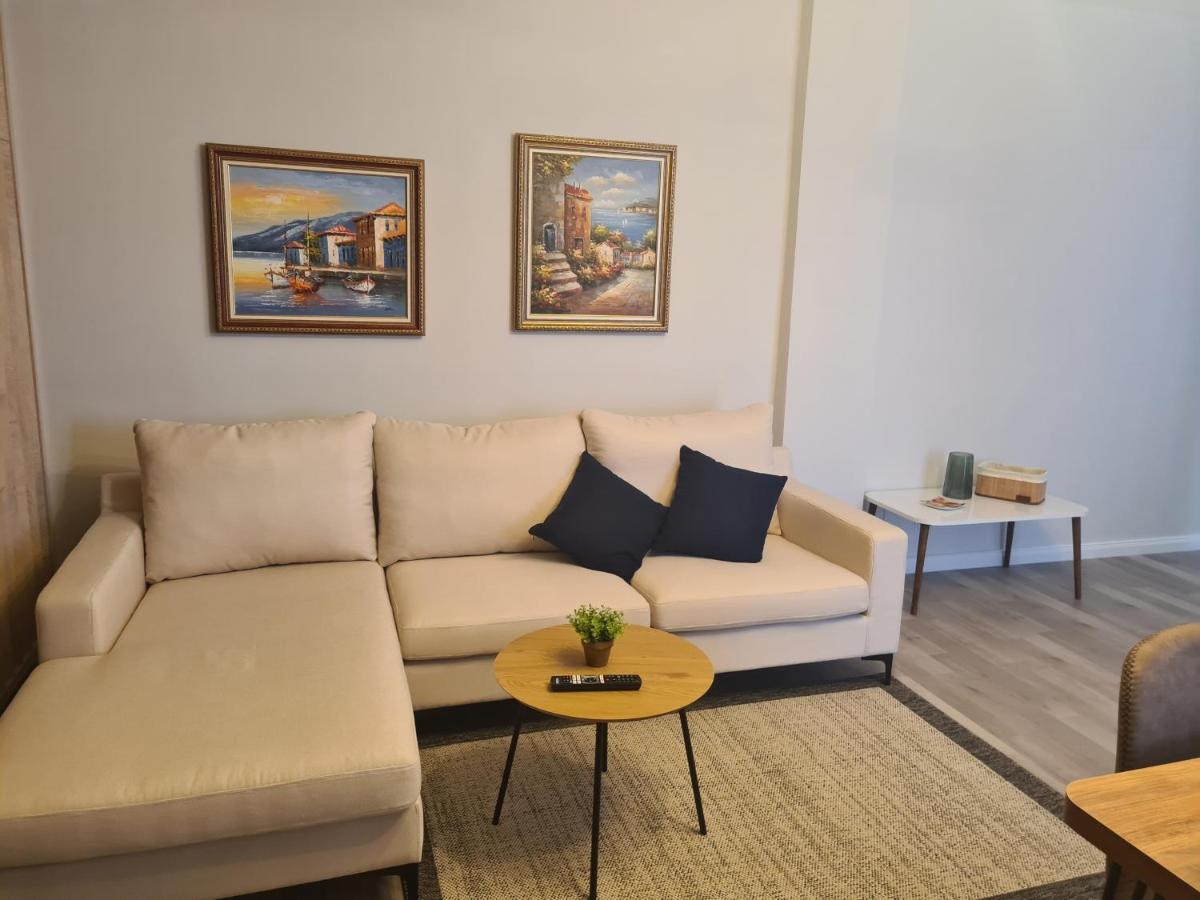 Old Beach Apartment Vlora Экстерьер фото